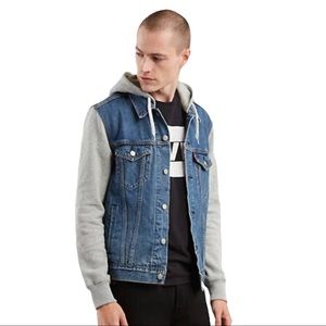NWT MSRP $160 Size XXL Levi's Mens XXL Four-Pocket Hooded Trucker Jacket BROWN NWT MSRP $160 Size XXL Levi's Mens XXL Four-Pocket Hooded Trucker Jacket BROWN